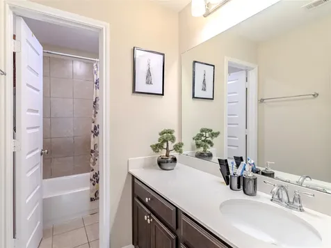 2319 Ironwood Pass Drive Missouri City TX 77459