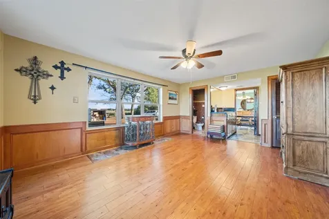 25948 Nelson Road Hempstead TX 77445