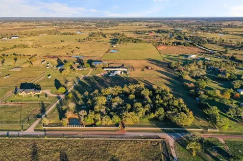 25948 Nelson Road Hempstead TX 77445