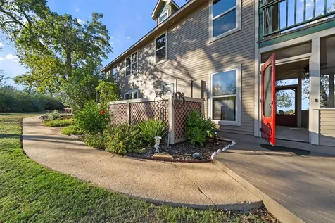 25948 Nelson Road Hempstead TX 77445