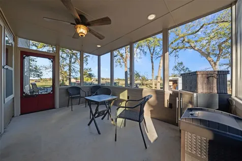 25948 Nelson Road Hempstead TX 77445