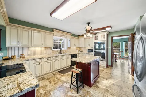 25948 Nelson Road Hempstead TX 77445