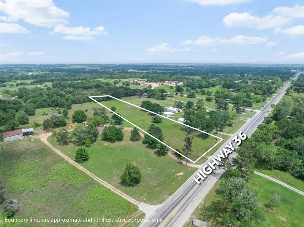 1572 St Hwy 36 N Caldwell TX 77836