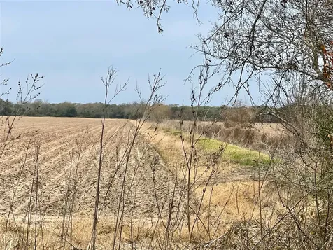 0 Cr 385 El Campo TX 77437