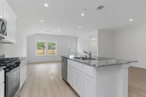 1038 River Coral Alvin TX 77511