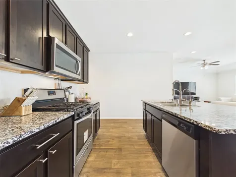 3919 Hawaiian Court Baytown TX 77521