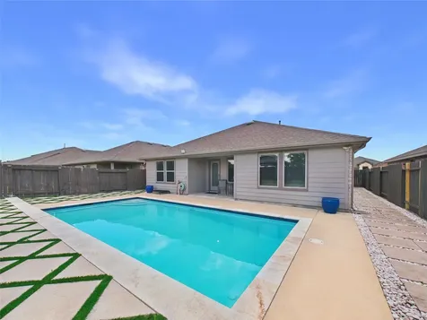 3919 Hawaiian Court Baytown TX 77521