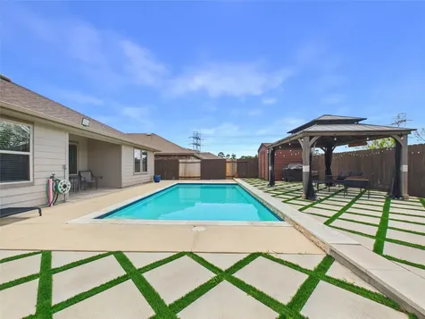 3919 Hawaiian Court Baytown TX 77521