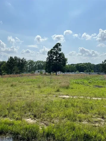 547 Road 5105 Cleveland TX 77327