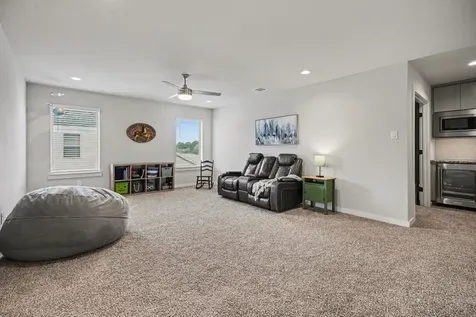 94 Dorado Drive Friendswood TX 77546