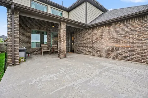 94 Dorado Drive Friendswood TX 77546