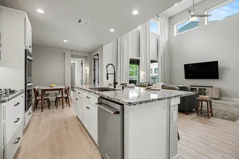 94 Dorado Drive Friendswood TX 77546