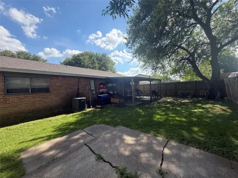 9909 Cardinal Street La Porte TX 77571