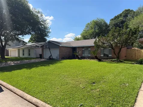 9909 Cardinal Street La Porte TX 77571