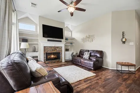 115 Island Breeze Circle League City TX 77573