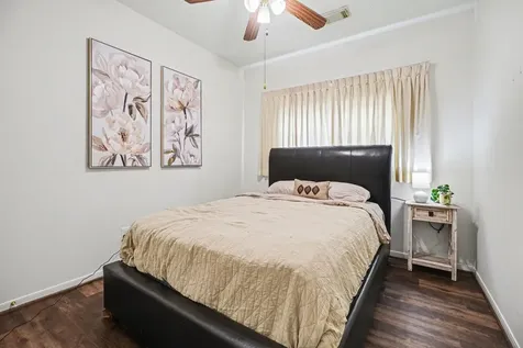 115 Island Breeze Circle League City TX 77573