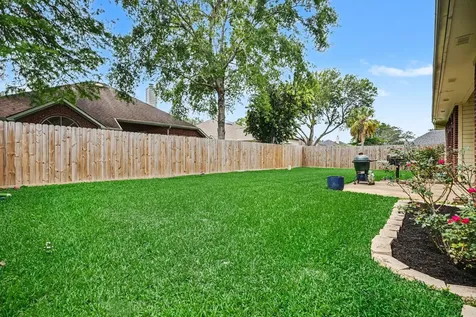 115 Island Breeze Circle League City TX 77573
