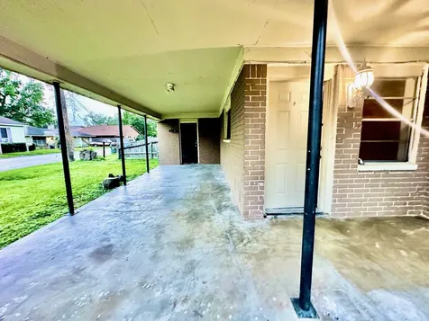 320 S Avenue F Humble TX 77338