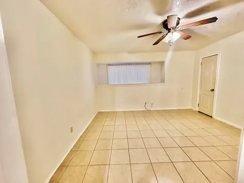 320 S Avenue F Humble TX 77338