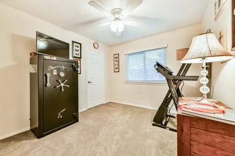 11119 30th Avenue N Texas City TX 77591