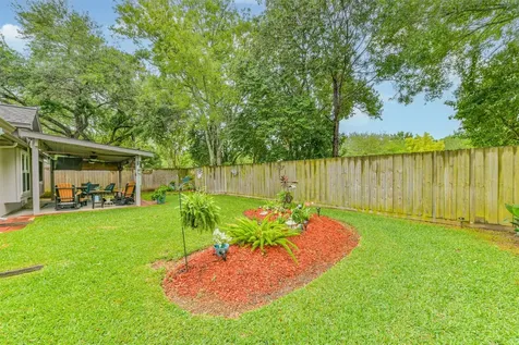 11119 30th Avenue N Texas City TX 77591