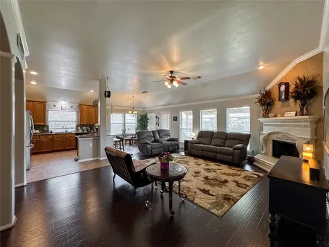 14 Palmdale Lane Manvel TX 77578