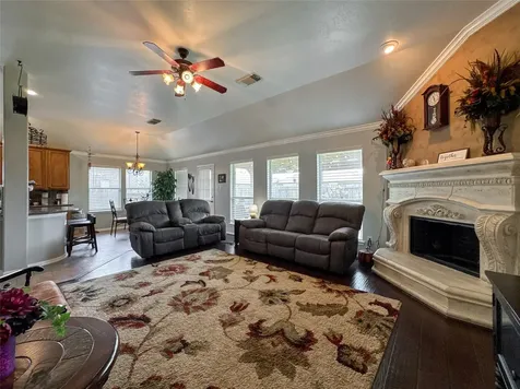14 Palmdale Lane Manvel TX 77578