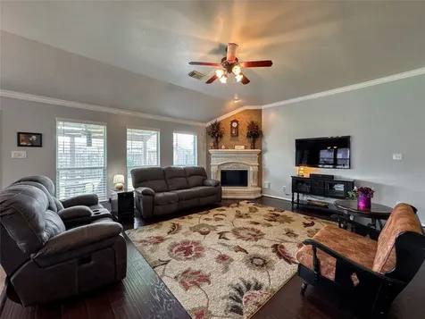 14 Palmdale Lane Manvel TX 77578