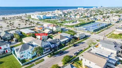 2611 Avenue Q Galveston TX 77550