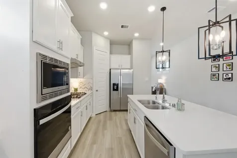 2406 Driftwood Trail Kemah TX 77565