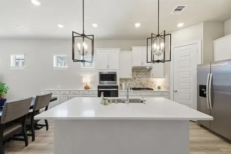 2406 Driftwood Trail Kemah TX 77565