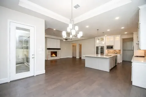 604 Castlewood Cove Lane Pinehurst TX 77362