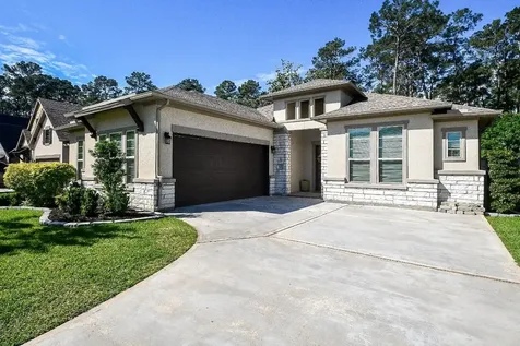 604 Castlewood Cove Lane Pinehurst TX 77362