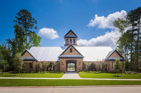 604 Castlewood Cove Lane Pinehurst TX 77362