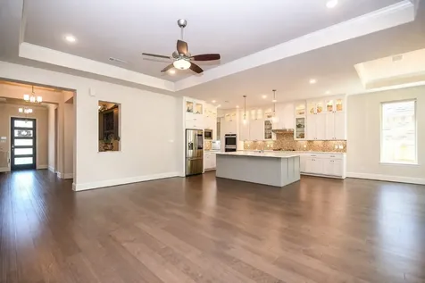 604 Castlewood Cove Lane Pinehurst TX 77362