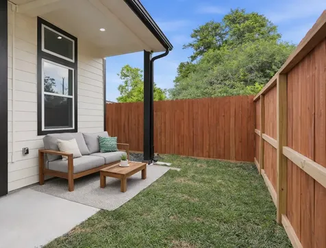 1913 Hoskins Drive H Houston TX 77080
