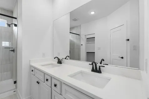 1334 Shaded Rock Drive Missouri City TX 77459