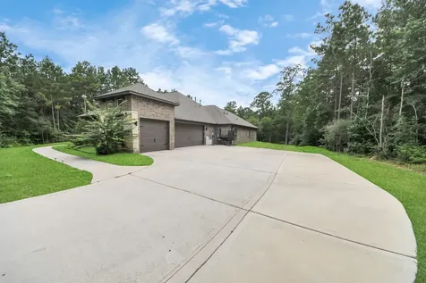 130 Bighorn Road Huntsville TX 77340