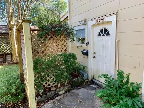 822 Byrne Street B Houston TX 77009