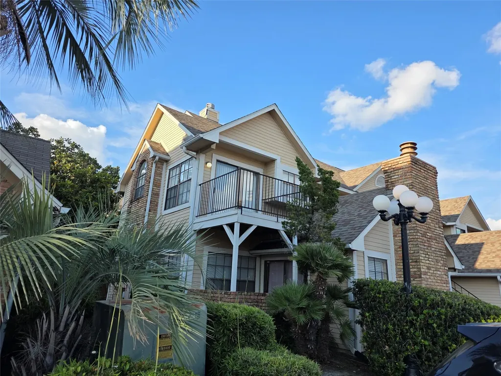 2300 Old Spanish Trail Drive 2116 Houston TX 77054