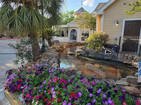 2300 Old Spanish Trail Drive 2116 Houston TX 77054