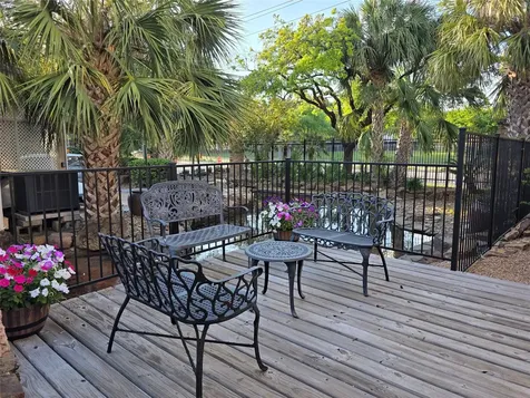 2300 Old Spanish Trail Drive 2116 Houston TX 77054