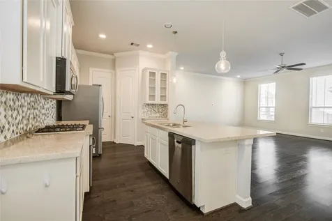 9624 Cambridge Manor Lane Houston TX 77045