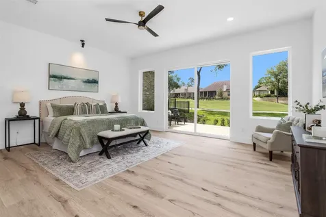 36 Winthrop Harbor Montgomery TX 77356