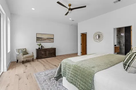 36 Winthrop Harbor Montgomery TX 77356