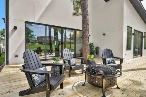 36 Winthrop Harbor Montgomery TX 77356