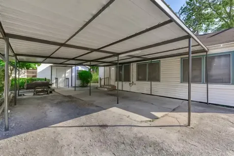 212 Danna Lane Houston TX 77009