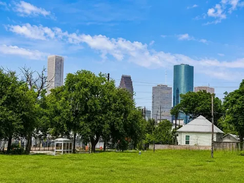 1504 Weber Street Houston TX 77007