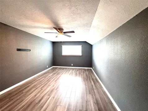 2809 La Mesa Street Bay City TX 77414