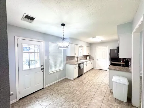 2809 La Mesa Street Bay City TX 77414